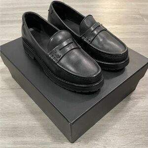 Saint Laurent Mens Lug Sole Penny Loafers size 9.5